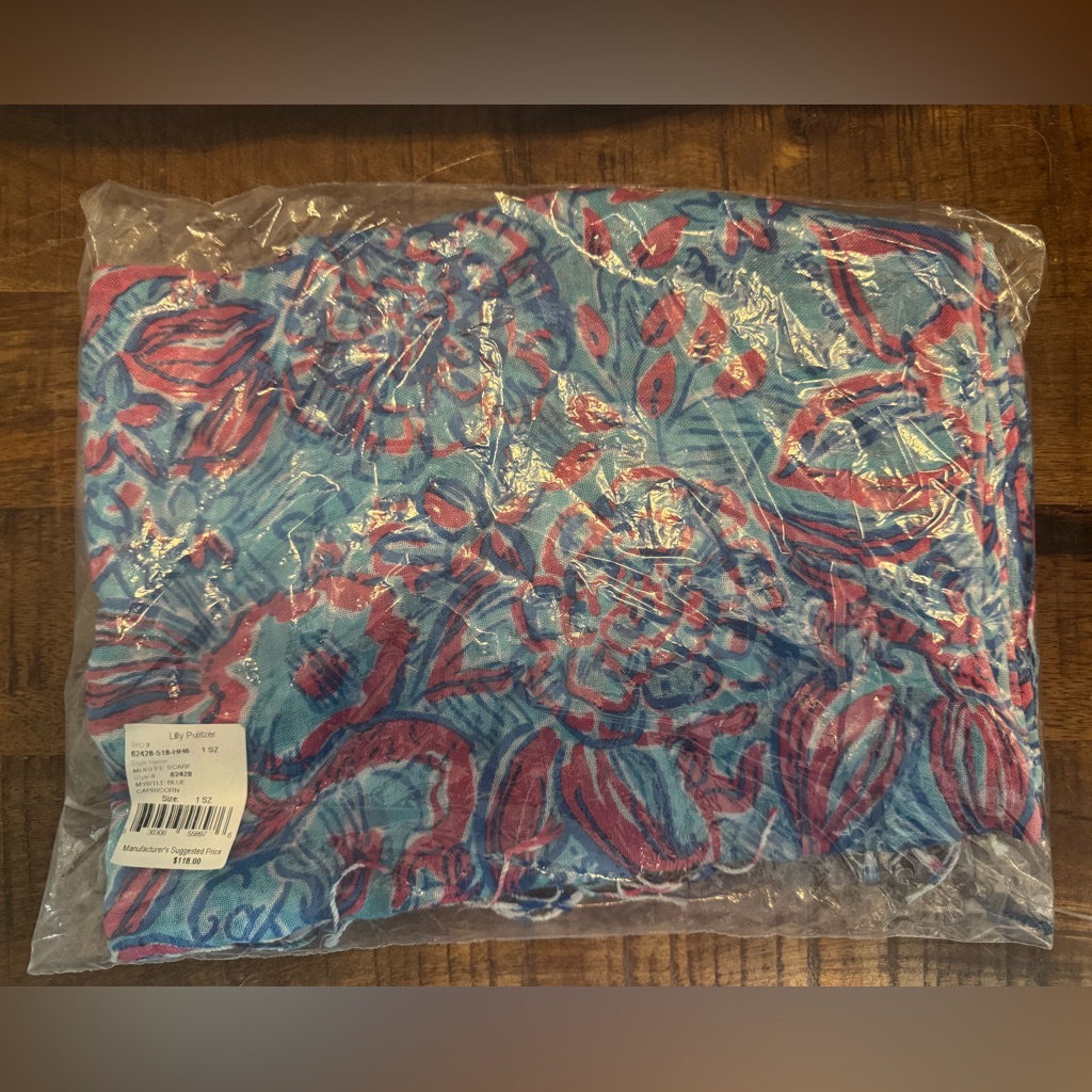 New In Package Lilly Pulitzer Murfee Scarf